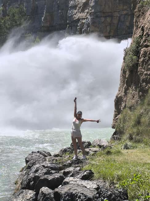 Montanejos Thermal Springs and Waterfall, food included - The 30-minute walk and Arenós reservoir