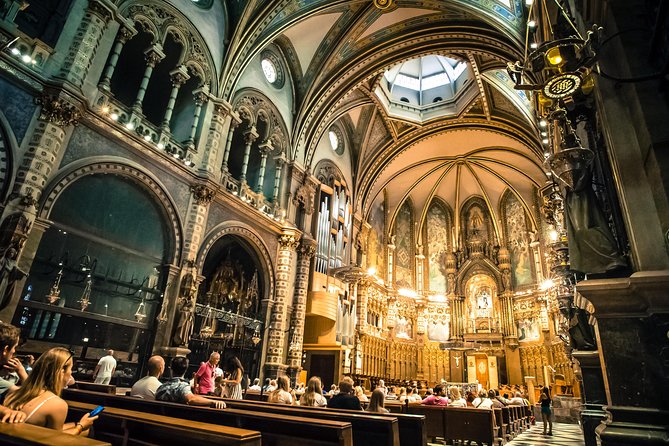 Montserrat Half Day Afternoon Tour from Barcelona - Arriving at the Montserrat monastery