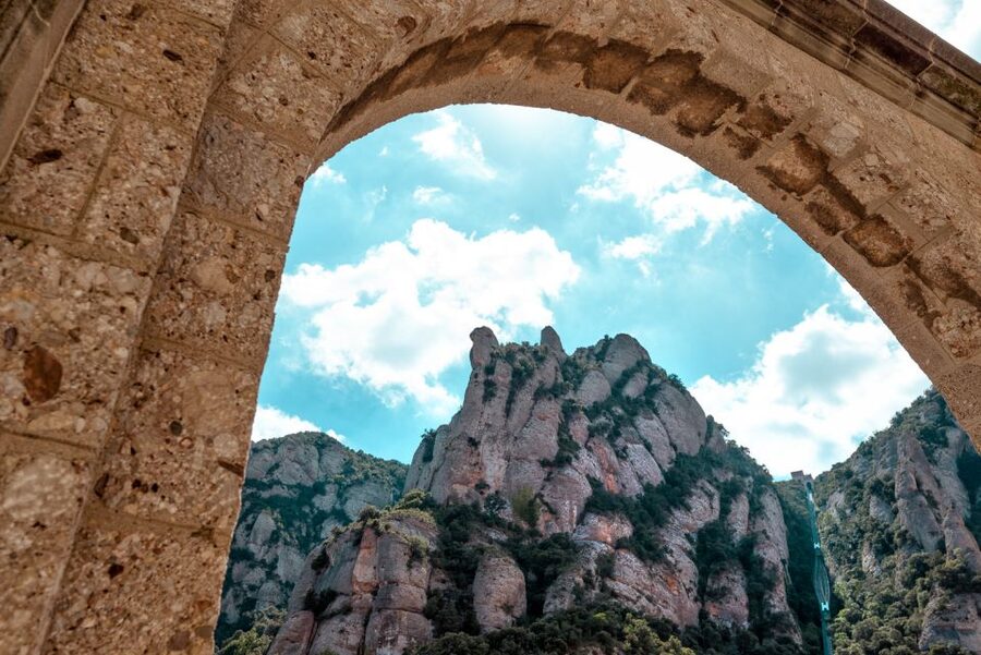 Montserrat: Morning or Afternoon Half-Day Trip with Pickup - First sight of the mountain’s strange stone peaks