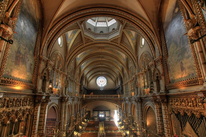 Montserrat Private Tour with Hotel pick-up from Barcelona - Sant Jeroni and the highest views