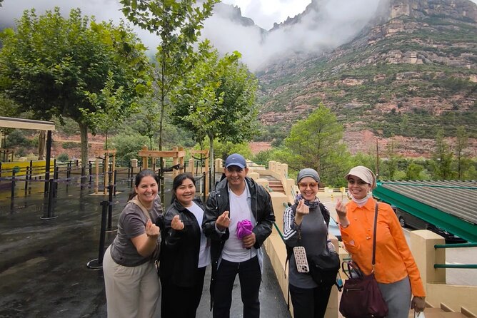 Montserrat Tour by Train with Cable Car and Cogwheel - Meeting at Plaça d’Espanya at 7:20 a.m.