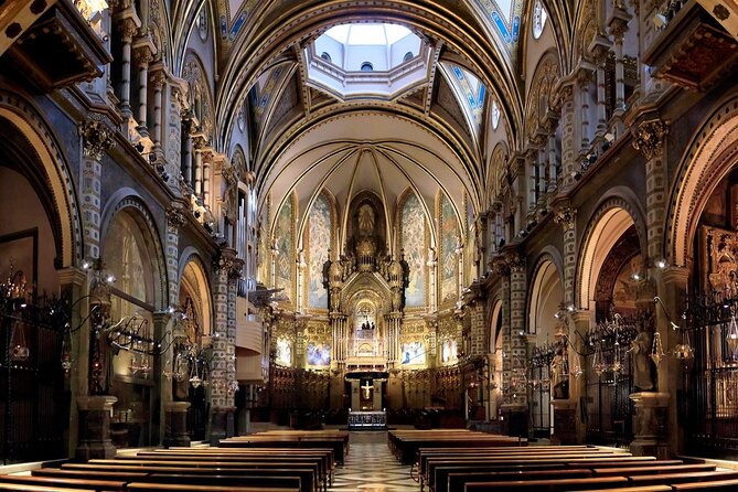 Montserrat with Cog-Wheel Train & Black Madonna Priority Access - Exploring the monastery and basilica