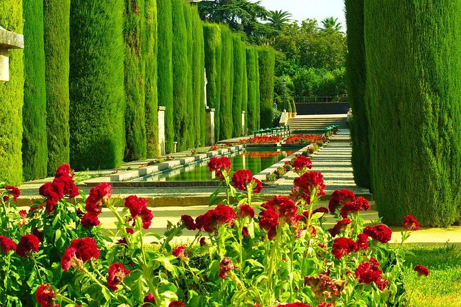 Mosque-Cathedral, Alcazar & Jewish Quarter with Tickets - Who should book this Córdoba tour?