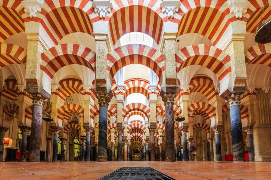 Mosque-Cathedral of Córdoba Guided Tour with Tickets - Seeing the cathedral within the former mosque