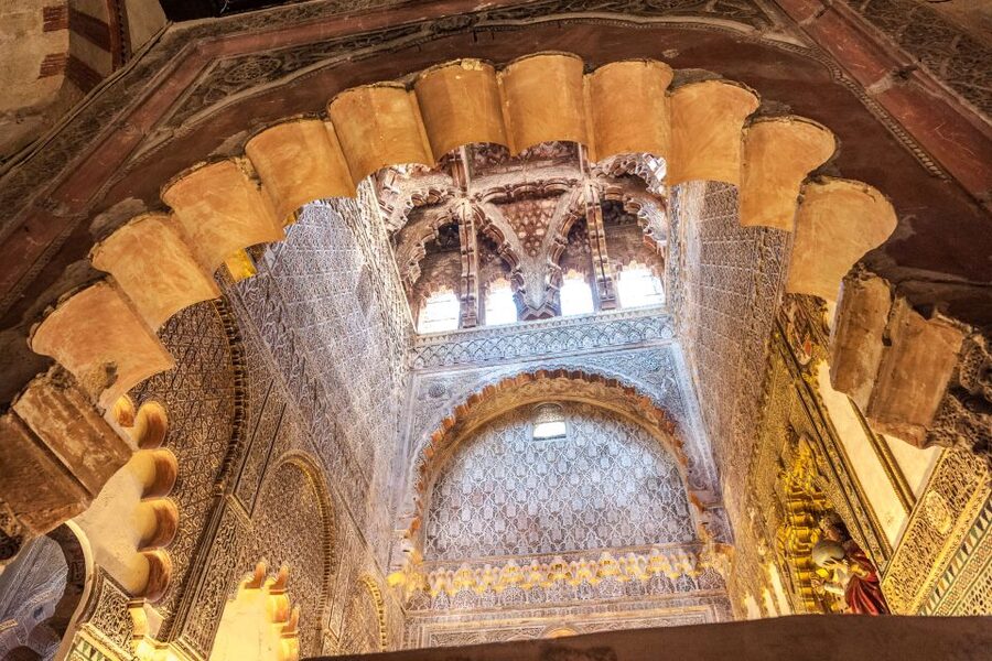Mosque-Cathedral of Córdoba Guided Tour with Tickets - How the guides shape the experience