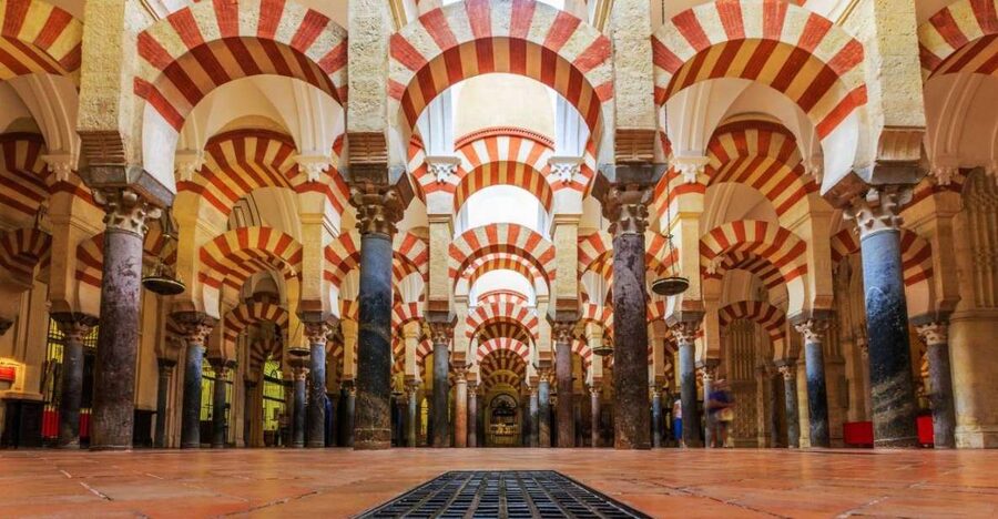Mosque-Cathedral of Córdoba Guided Tour with Tickets - Meeting OWAY Tours at the red building