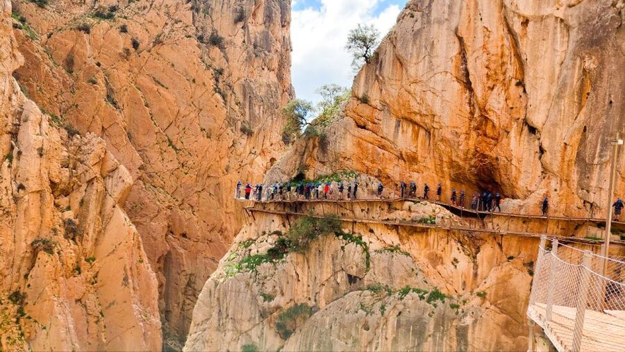 Nerja, Torrox, or Torre del Mar: Caminito del Rey Day Trip - Arriving at the north access point