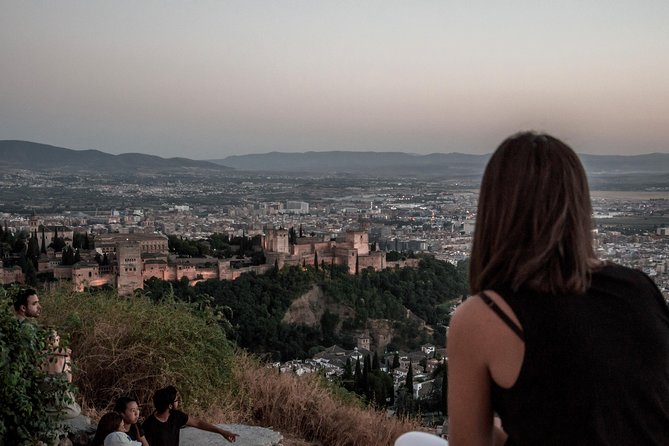 Night Adventure Tour, Play Granada Original - Starting Along Carrera del Darro