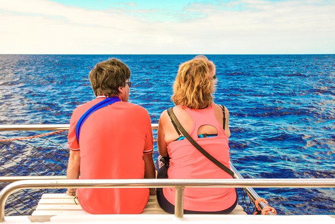 Odyssee 3: The Glass Bottom Boat Tour in Fuerteventura - A simple Canarian lunch and open drinks