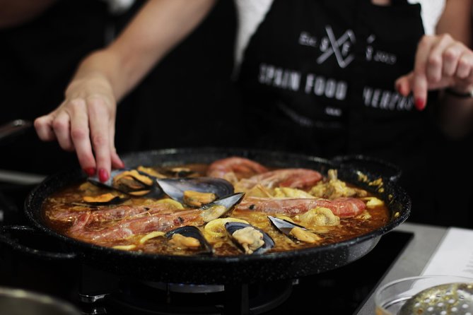 Paella Cooking Class in Malaga - Local snacks and an olive oil lesson