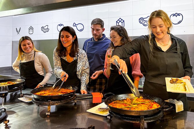 Paella Cooking Class, Wine Tasting & Central Market in Valencia - From market basket to paella pan