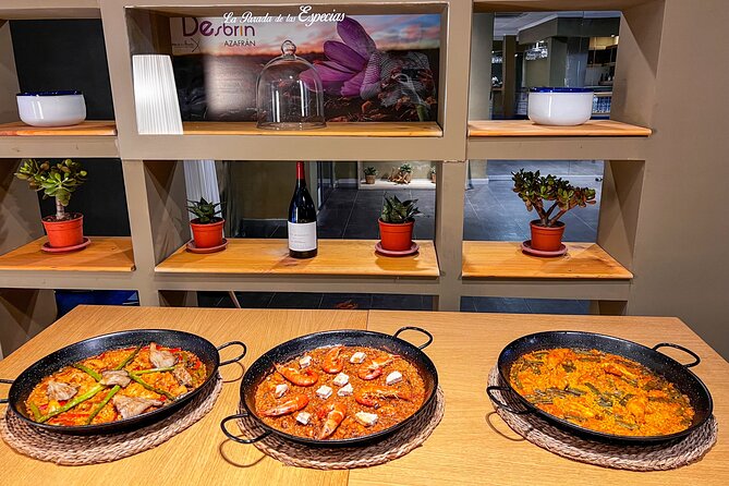 Paella Cooking Class, Wine Tasting & Central Market in Valencia - Tapas, wine, and the meal at the end