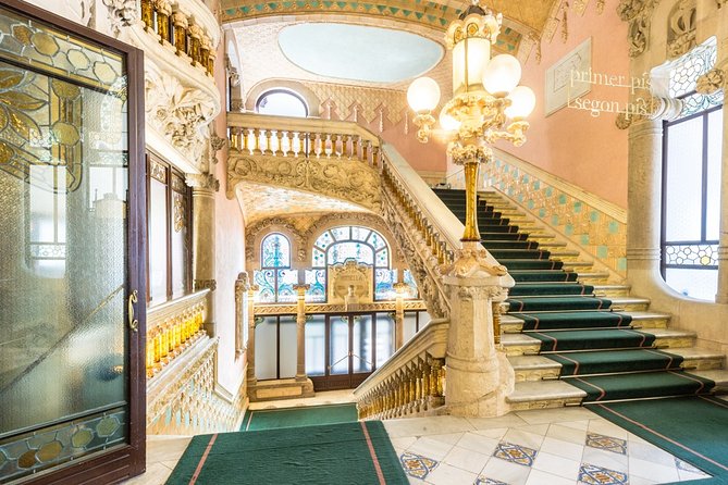 Palau de la Musica Catalana Admission Ticket with Audioguide - Stepping onto the stage
