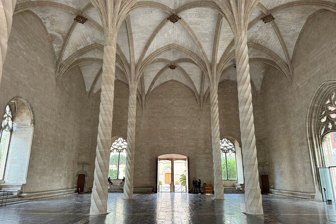 Palma de Mallorca Easy Bike Tour (Small Groups) - Es Baluard: the best early view