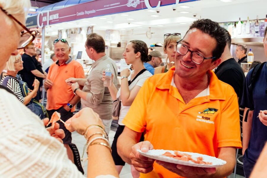 Palma de Mallorca: Foodie Walking Tour of the Old Town - Mercat de l’Olivar and the rhythm of local shopping