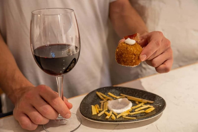 Palma de Mallorca: Gourmet Tapas and Wine Tour - Finishing at Maura Cafe and Bar