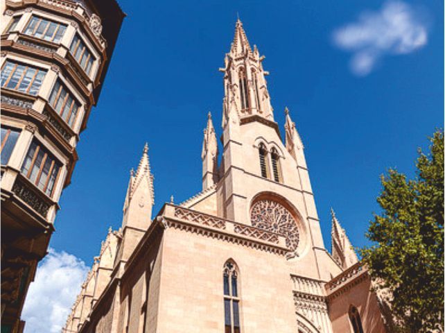 Palma de Mallorca: Guided Tour of the Old Town - BORN, squares, gardens, and everyday city life
