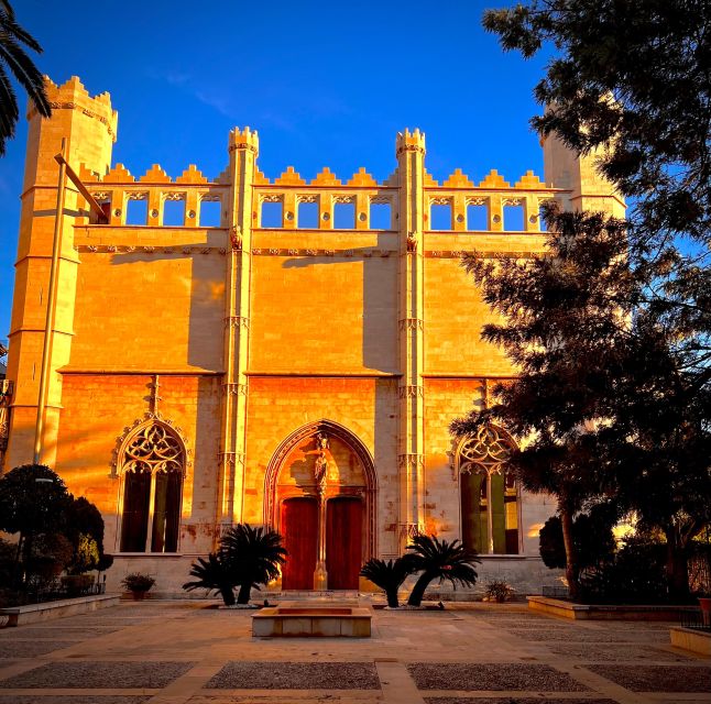 Palma de Mallorca: Old Town Atmospheric Evening Tour - Es Baluard and the Gerber District