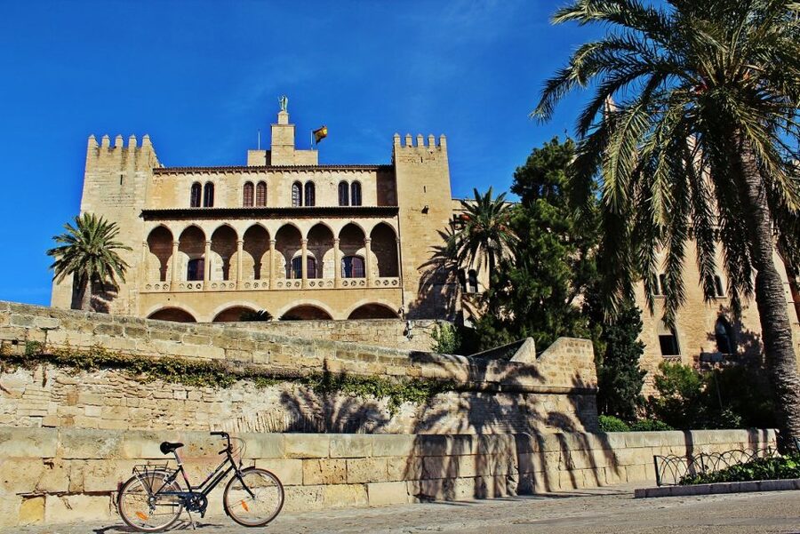 Palma de Mallorca Old Town Guided Bike Tour (Small Groups) - Key points to know before booking