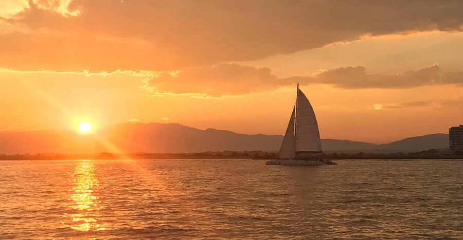 Palma de Mallorca: Sunset Sailing Catamaran Trip with Drink - Key points to know before you book