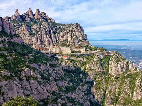 Panoramic Barcelona and Montserrat with Cog-Wheel Train - Why this Barcelona and Montserrat pairing works