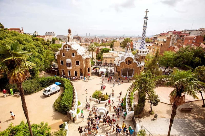 Park Güell: Guided Tour with Optional Gaudí Experience Entry - Key points to know before booking