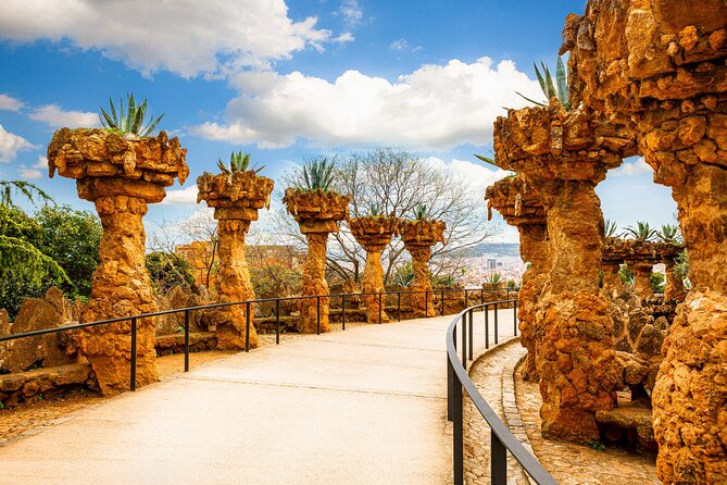 Park Güell Skip-the-Line Guided Tour Barcelona - Views, photos, and the park’s quieter details