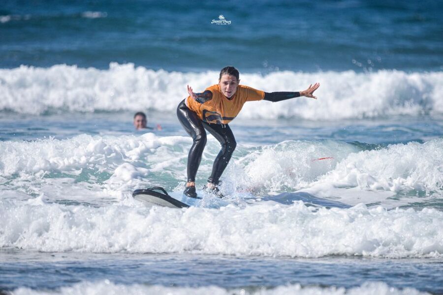 Playa de las Américas: Private or Small-Group Surf Lesson - The 20-Minute Theory Lesson on the Sand