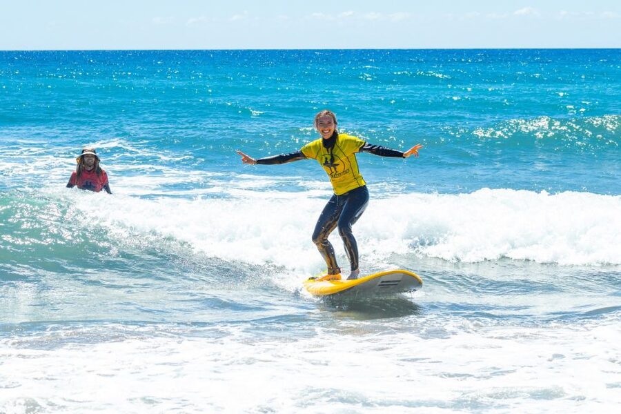 Playa del Inglés Maspalomas: High Quality Surf Classes - Safety, insurance, and the classroom atmosphere