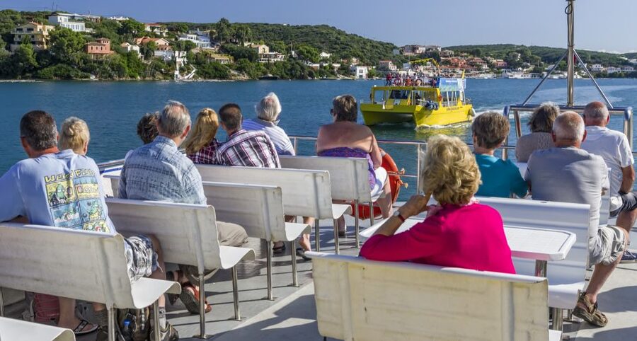 Port Mahon: 1-Hour Harbor Cruise with Underwater Views - Why Port Mahon is best understood from the water