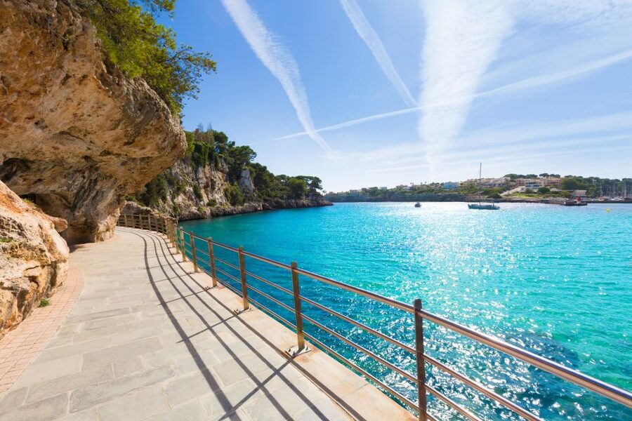 Porto Cristo: Caves of Hams Entry Ticket - The Sea of Venice and the Mozart finale