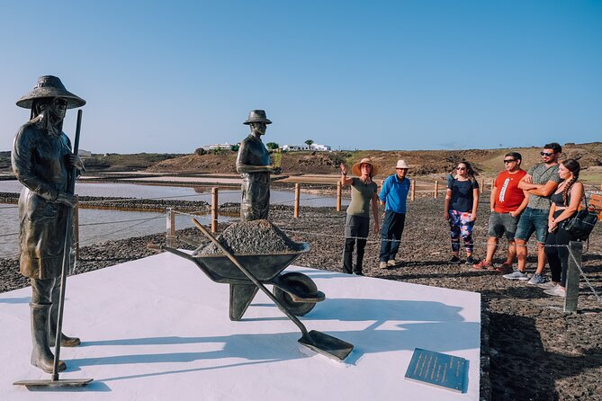 Private and Guided Tour to the Salinas de Janubio with Tasting - Key points to know before you go
