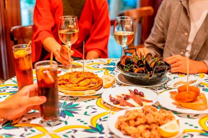 Private Tour: Tapas, Wine & Flamenco Show in Barcelona’s Old Town - Plaça de Sant Jaume and the civic center