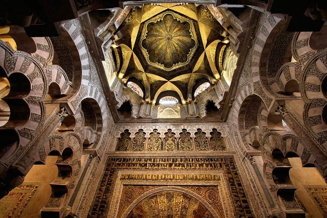 Private Visit Mosque-Cathedral, Jewish quarter, Alcazar and Synagogue - The Mosque-Cathedral: Cordoba’s essential visit