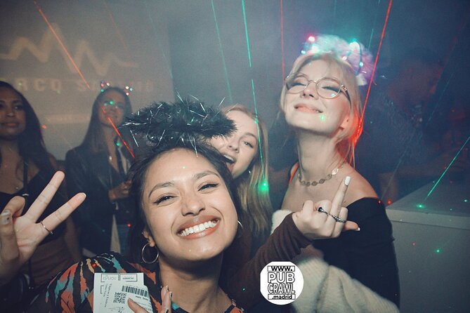 Pub Crawl Madrid by Mad Party Crew - What to wear and how to get around