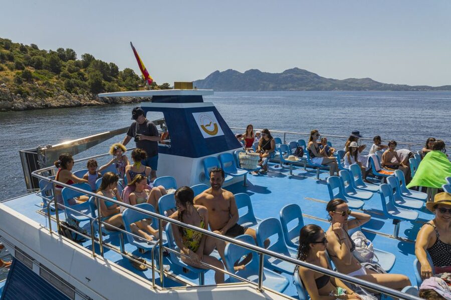 Puerto Pollença: Ferry to Formentor Beach - What the beach costs beyond the ferry fare