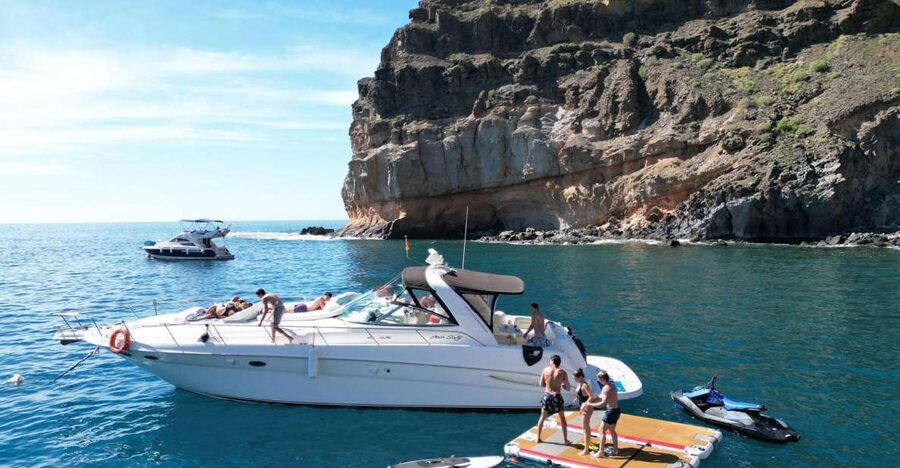 Puerto Rico, Gran Canaria: Boat Tour with Tapas and Drinks - A four-hour boat day from Puerto Rico