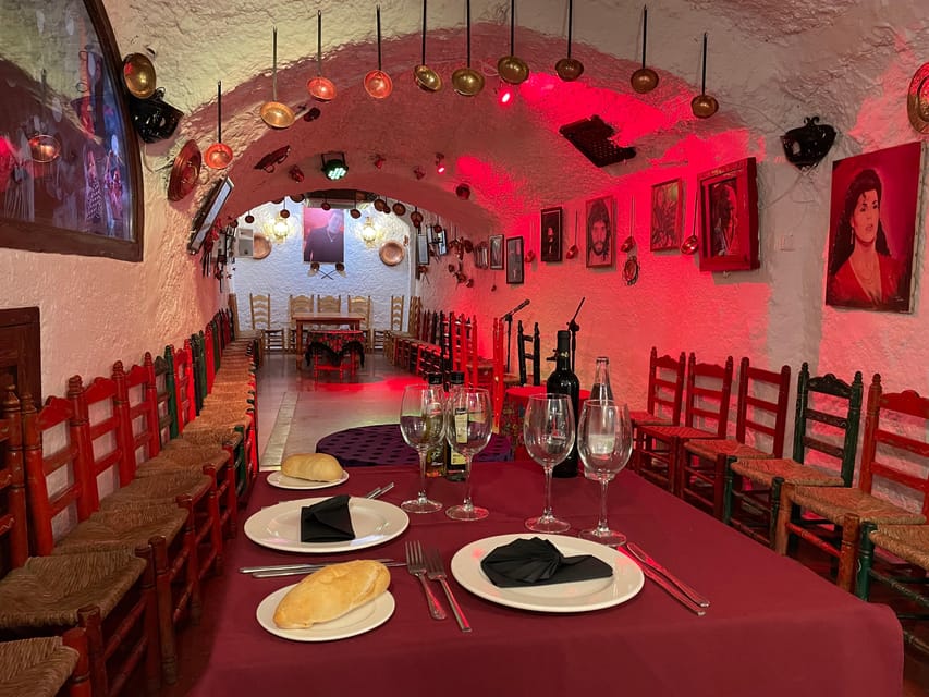Sacromonte: Flamenco Show at Cuevas Los Tarantos Tickets - The included drink and optional Andalusian food