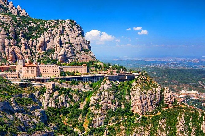 Sagrada Familia & Montserrat Small Group Tour with Hotel pick-up - Why this Barcelona day tour works