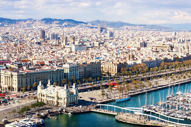 Sagrada Familia & Montserrat Small Group Tour with Hotel pick-up - Passeig de Gràcia and Barcelona’s modernist face