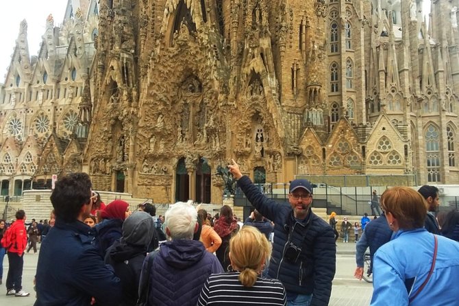 Sagrada Familia & Montserrat Small Group Tour with Hotel pick-up - The guide can make or break the long day