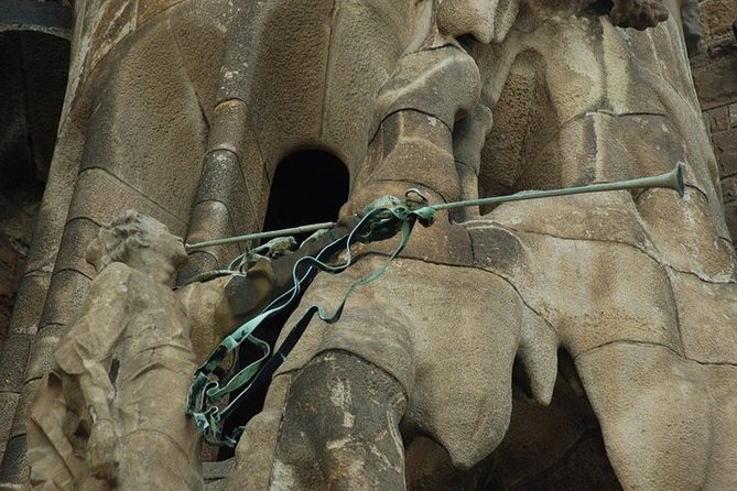 Sagrada Familia Private Tour with Expert Guide - Radio headsets and the value of clear explanations