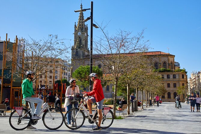 San Sebastian E-bike trour: Basque History and Cultural. - Beyond the bay, through less expected parts of town