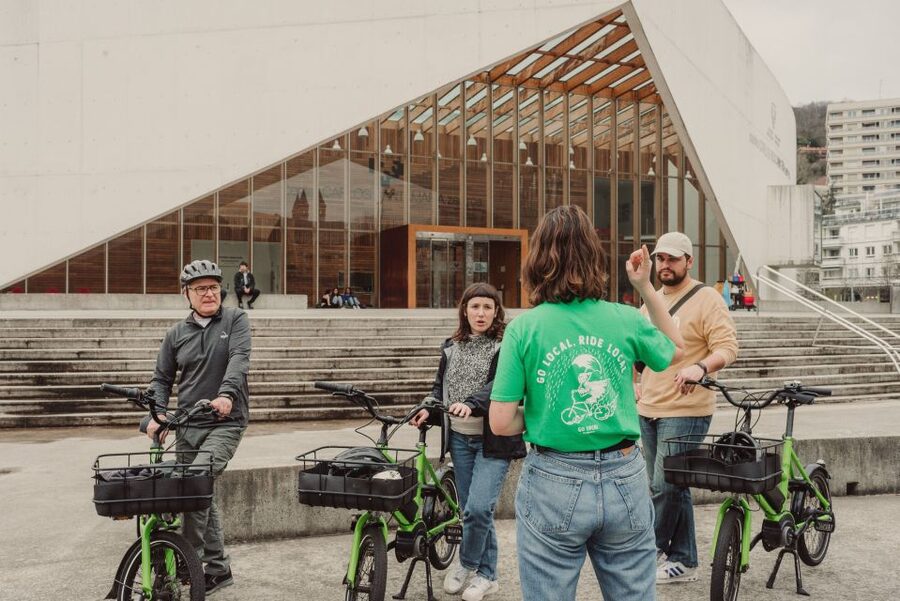 San Sebastian: Guided E-Bike Tour - Reale Arena and the southern loop