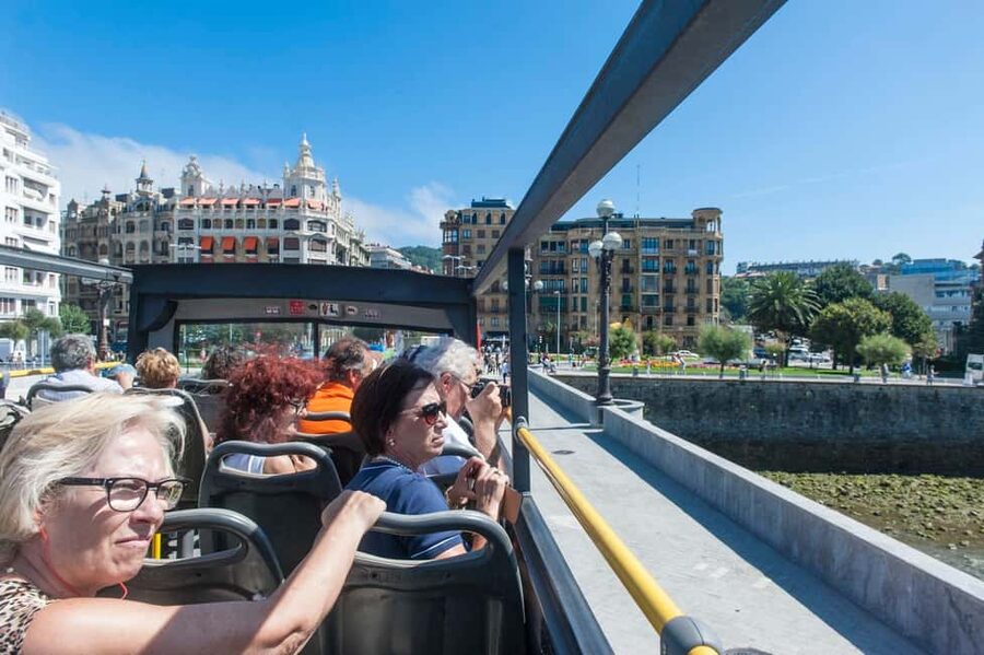 San Sebastian: Hop-On Hop-Off City Tour Bus - Key points to know before you board