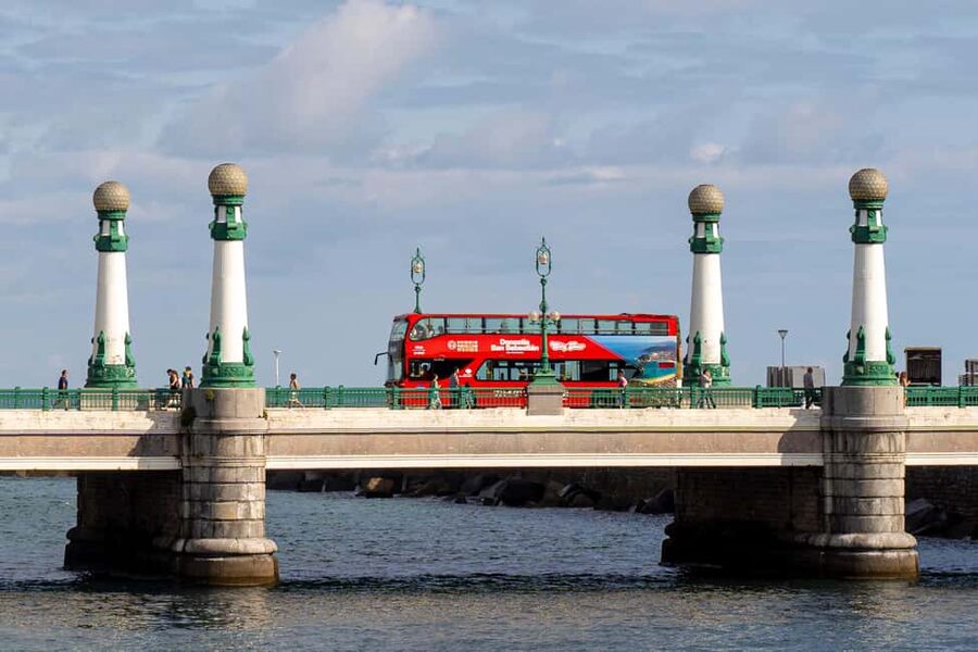 San Sebastian: Hop-On Hop-Off City Tour Bus - Start beside the Victoria Eugenia Theatre