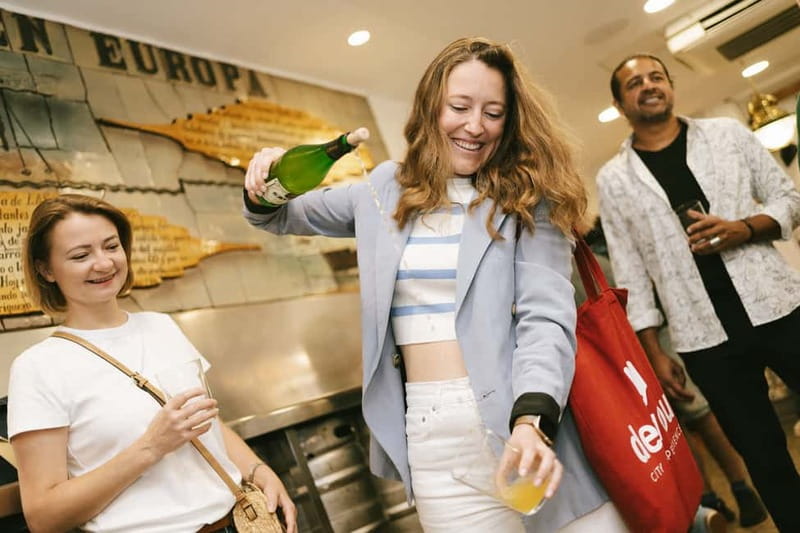 San Sebastian: Pintxos and Wine Tour - La Mejillonera: mussels, cider, and TXOTX