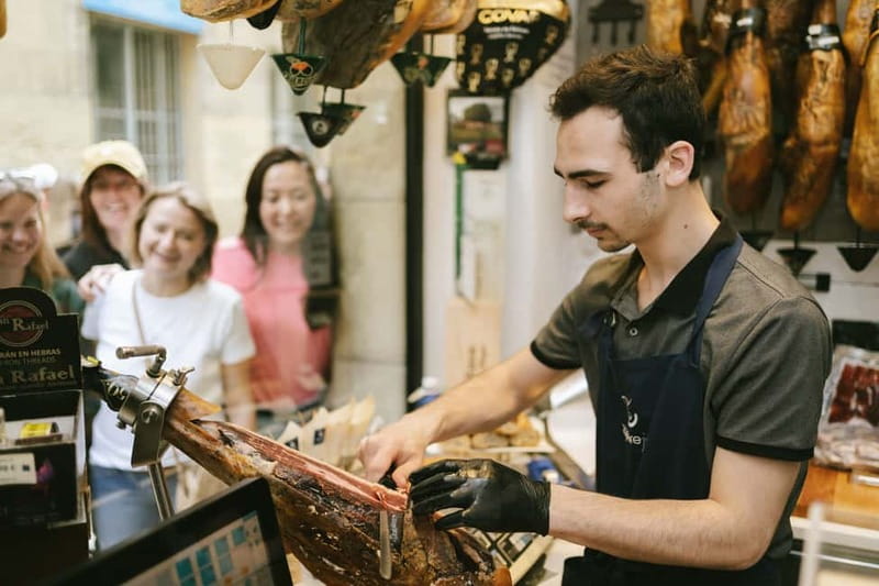 San Sebastian: Pintxos and Wine Tour - Txepetxa Taberna and the anchovy surprise