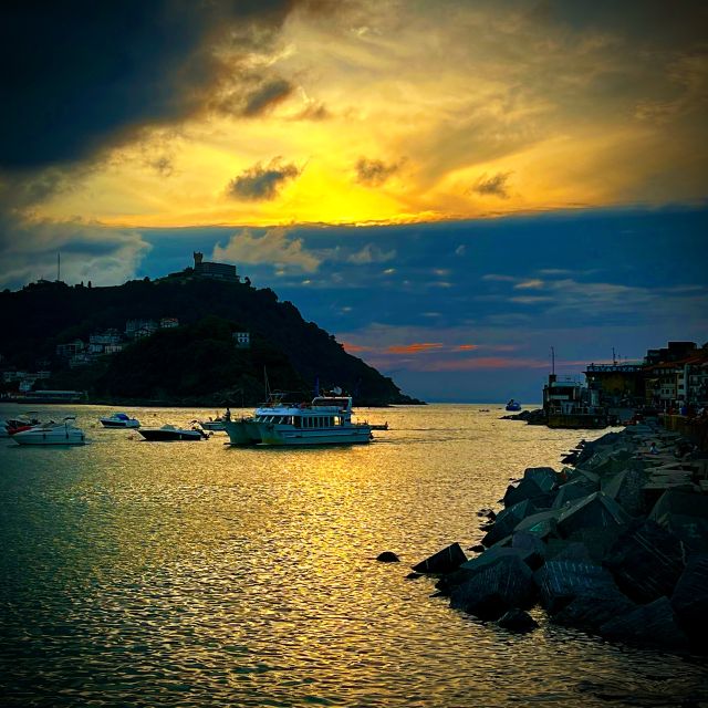 San Sebastian: Sustainable Catamaran Cruise with Audio Guide - Santa Clara Island and the open bay