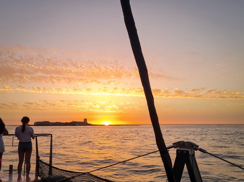 Sancti Petri: Sunset Catamaran Cruise - Cancellation and booking flexibility